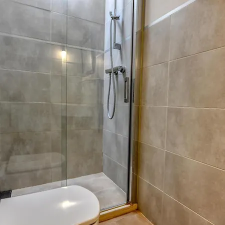 Bright And Centrally Located Apartman Palafrugell
